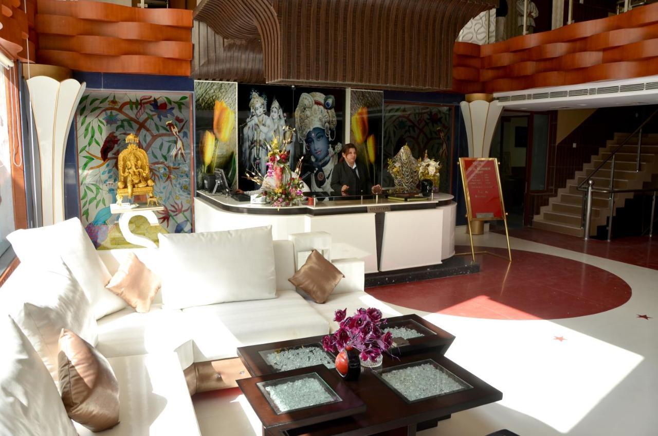 Hotel Raj Mandir Haridwār Buitenkant foto