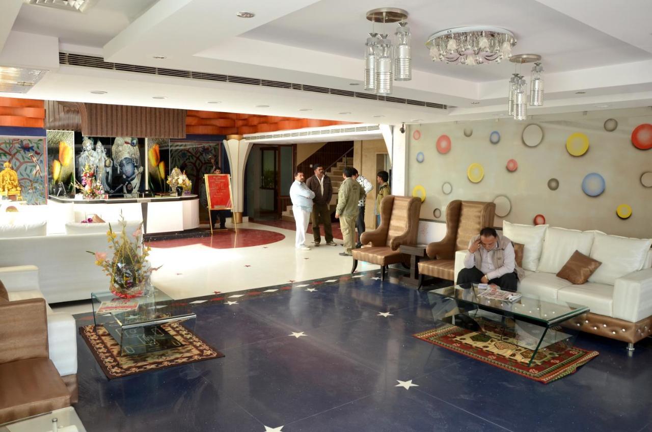 Hotel Raj Mandir Haridwār Buitenkant foto