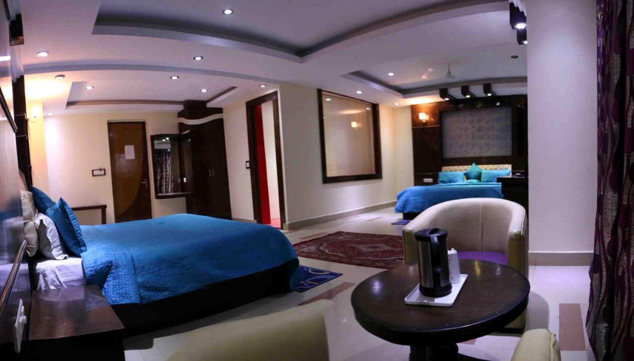 Hotel Raj Mandir Haridwār Buitenkant foto