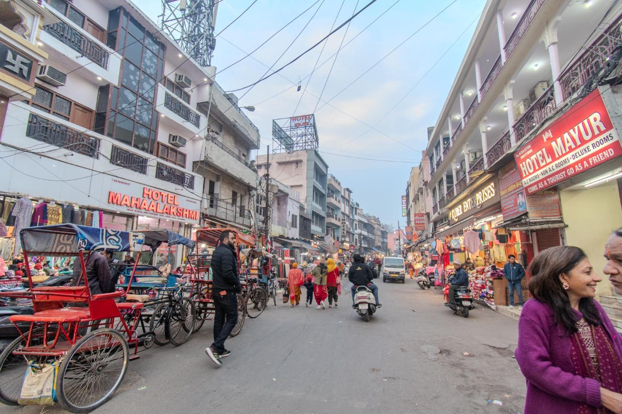 Hotel Raj Mandir Haridwār Buitenkant foto