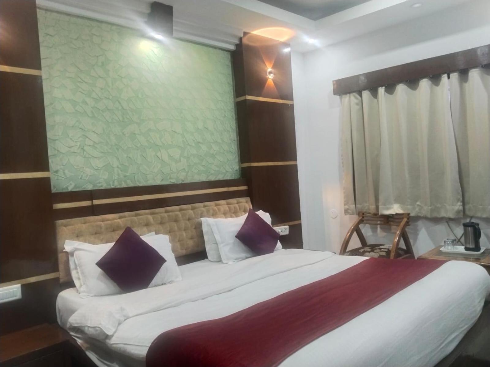 Hotel Raj Mandir Haridwār Buitenkant foto